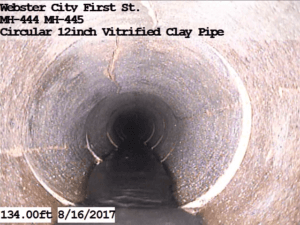 Image of a cracked sewer pipe.