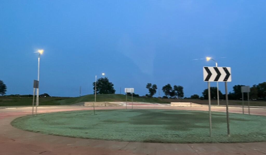 Roundabout design showcasing lighting and signage in Anamosa Iowa