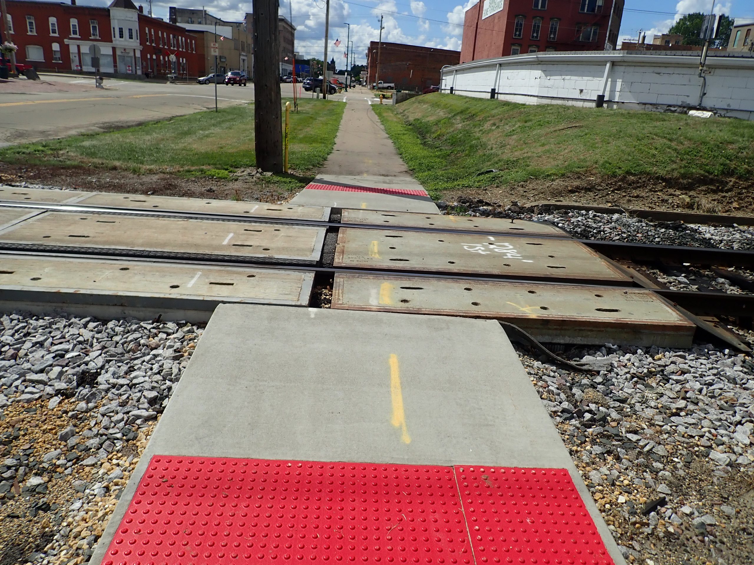 ADA compliant sidewalks near railroad tracks