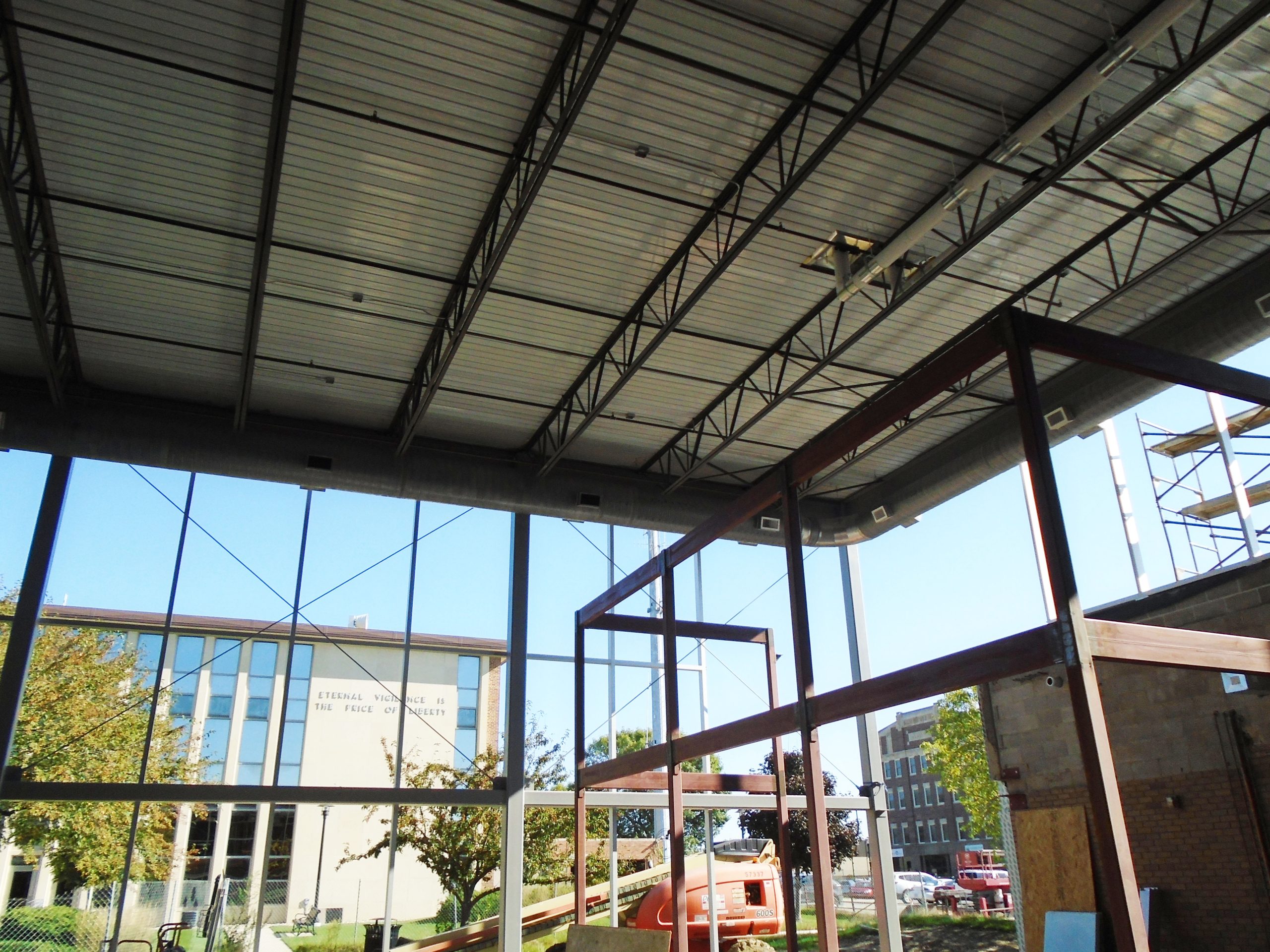 x braced steel framing reinforces glass walled structure